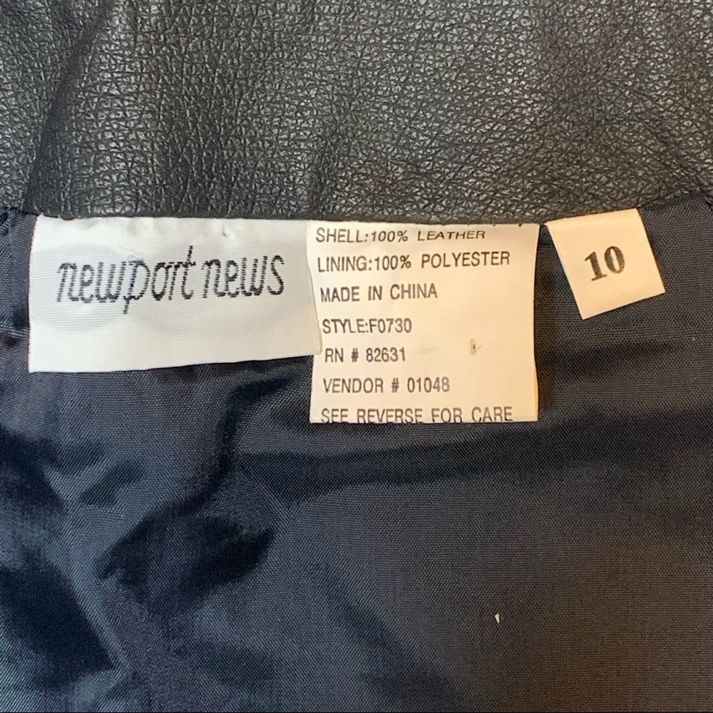 Newport News 100% Leather Wrap Front Buckle Closure Skirt Black Size 10 - Picture 5 of 8